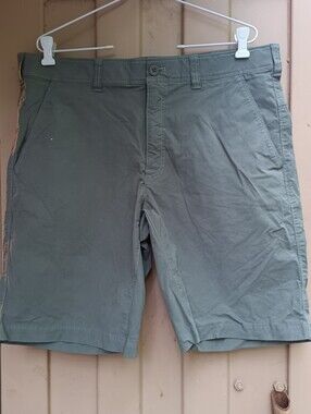 Eddie Bauer Shorts 36
